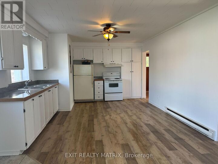 Property Photo:  696 Principale Street A  ON K0A 1M0 