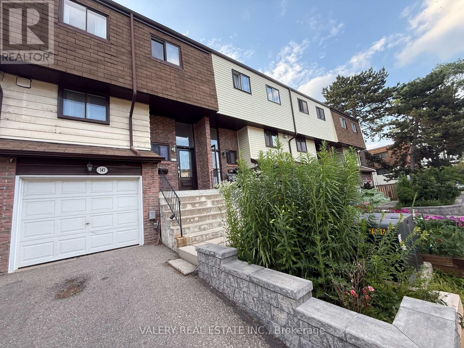 Property Photo:  180 Mississauga Valley Boulevard 143A  ON L5A 3M2 