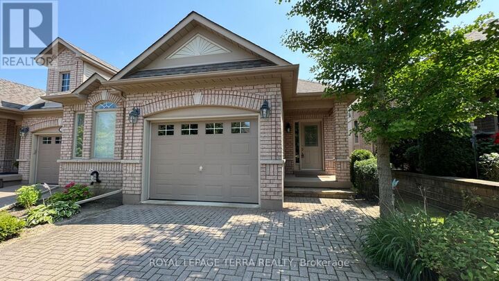 Property Photo:  13 Montebello Terrace  ON L9R 2H4 