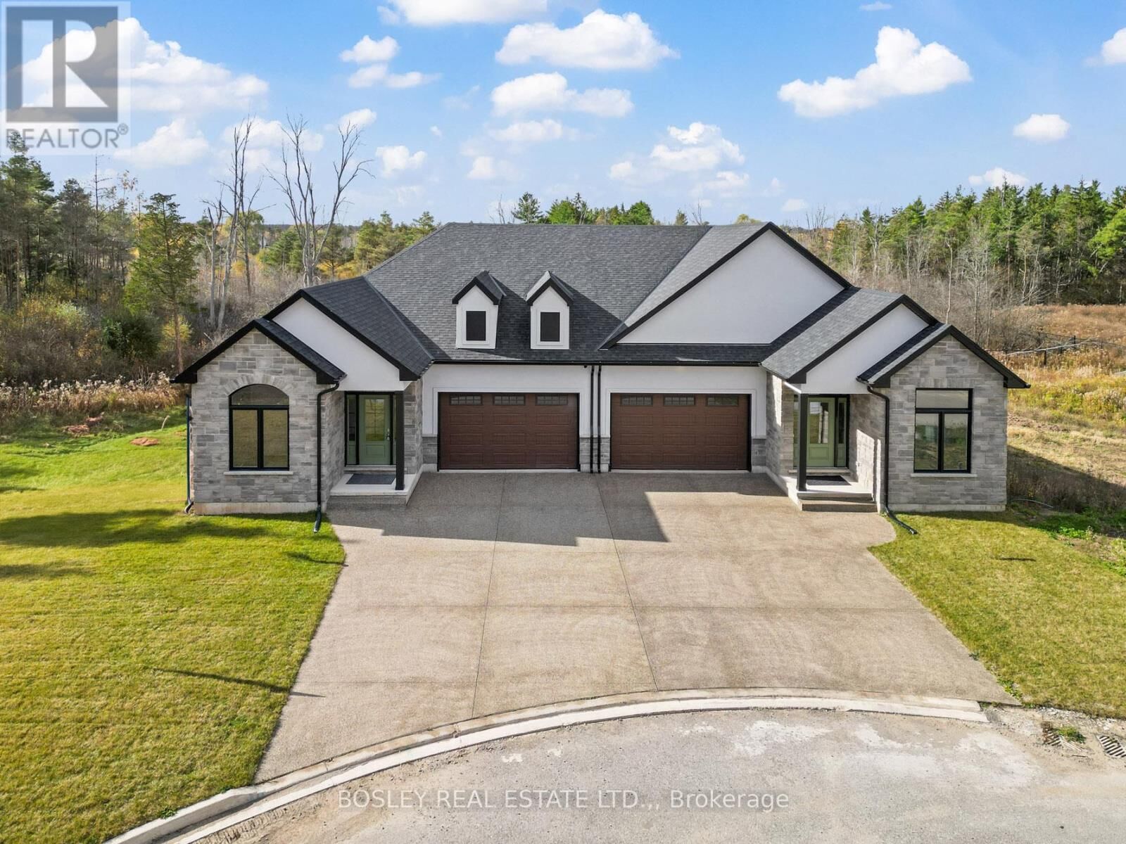 Property Photo:  505 Royal Ridge Drive  ON L0S 1N0 