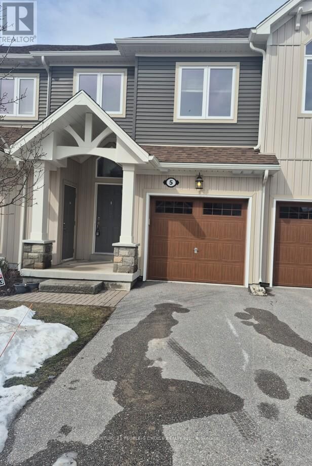 Property Photo:  5 Gregory Avenue  ON L9Y 0Z5 