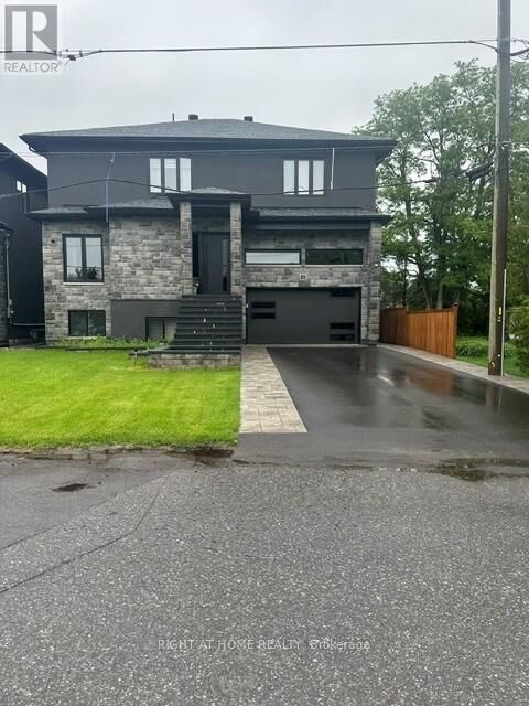 Property Photo:  15 Bell Street North  ON K1R 7C5 