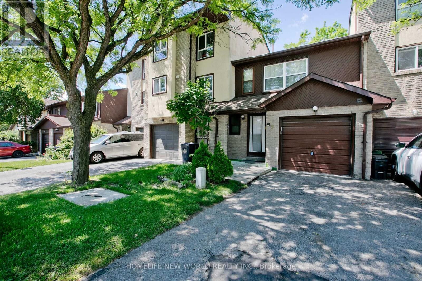 Property Photo:  1180 Sandhurst Circle 7  ON M1V 1T8 