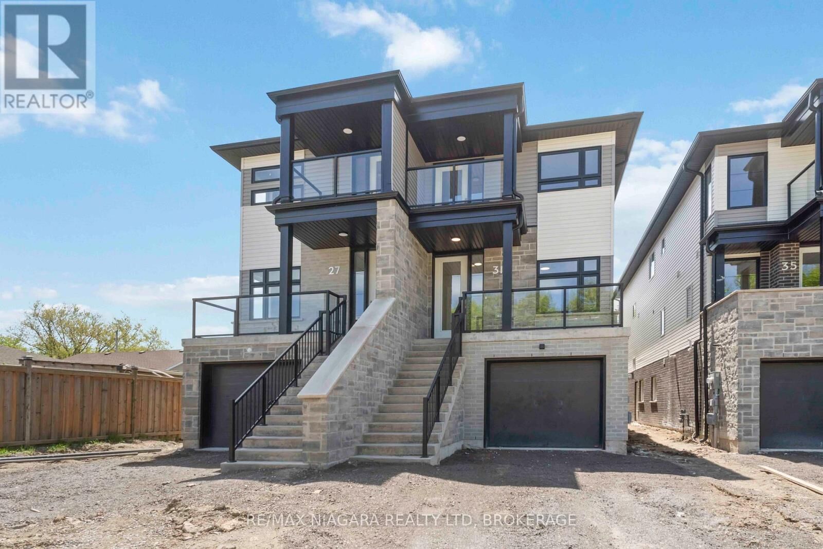 Property Photo:  31 Superior Street Lower  ON L3B 0N9 