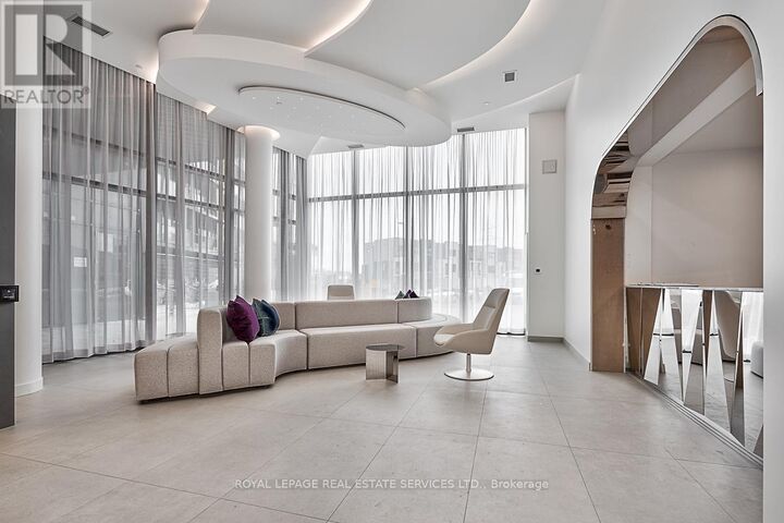 Property Photo: 3210 Dakota Common A813 ON L7M 2A8