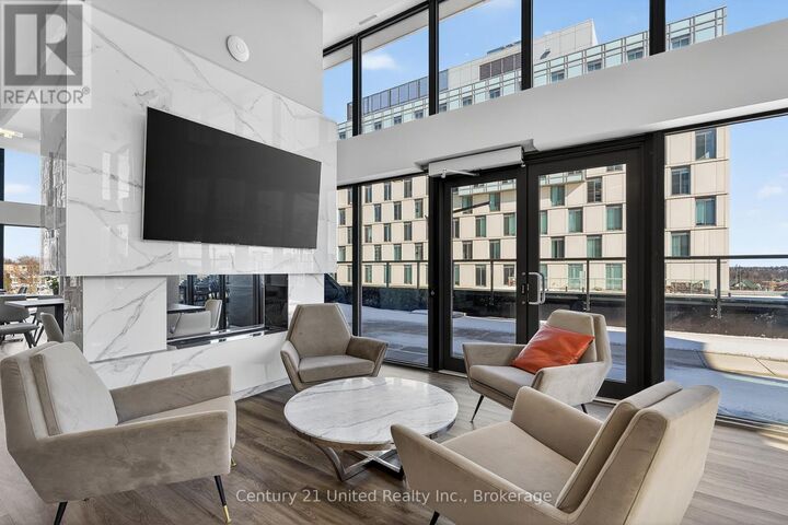 Property Photo:  80 Bond Street East 816  ON L1G 0E6 