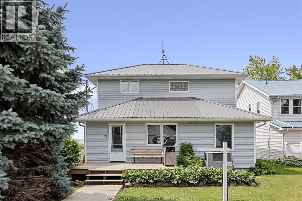 Property Photo:  419 Lakeside  ON N0R 1G0 
