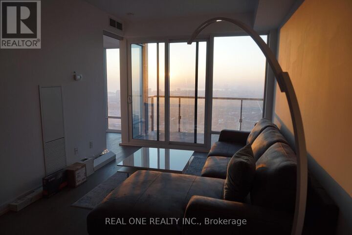 Property Photo: 488 University Avenue 4911 ON M5G 0C1