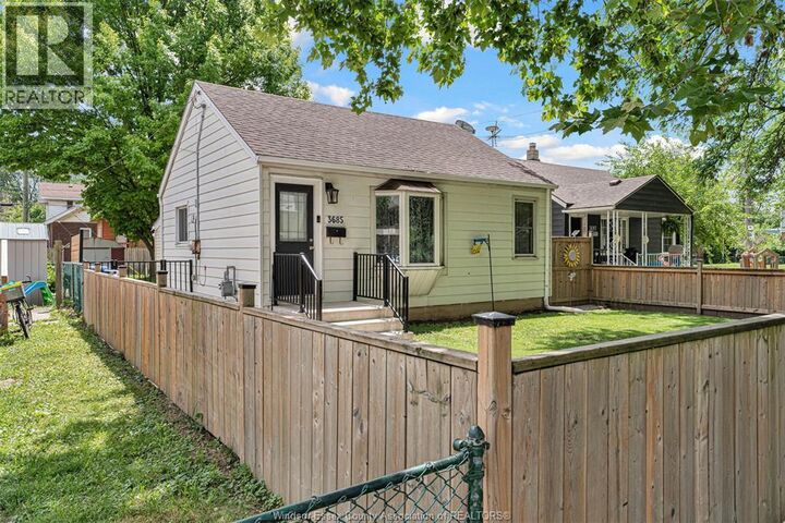 Property Photo: 3685 Queen Street ON N9C 1P1