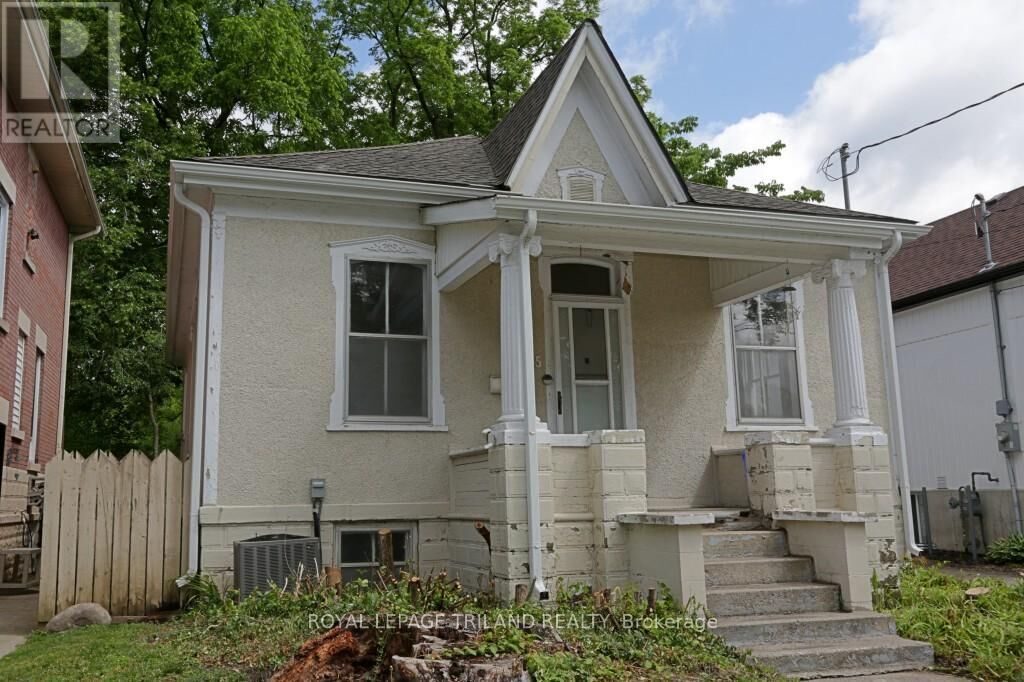 Property Photo: 15 Cove Road ON N6J 1H7