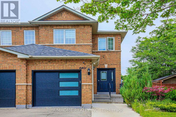 Property Photo: 6401 Saratoga Way ON L5N 7V4