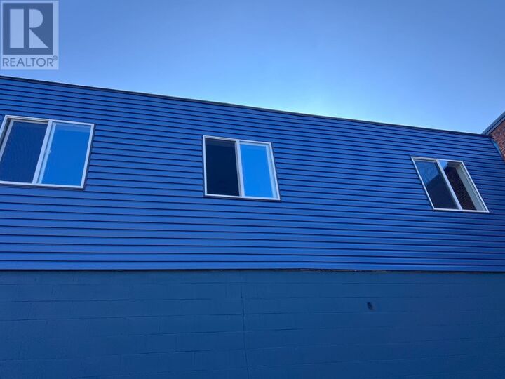 Property Photo:  167 Gore St  ON P6A 1M3 