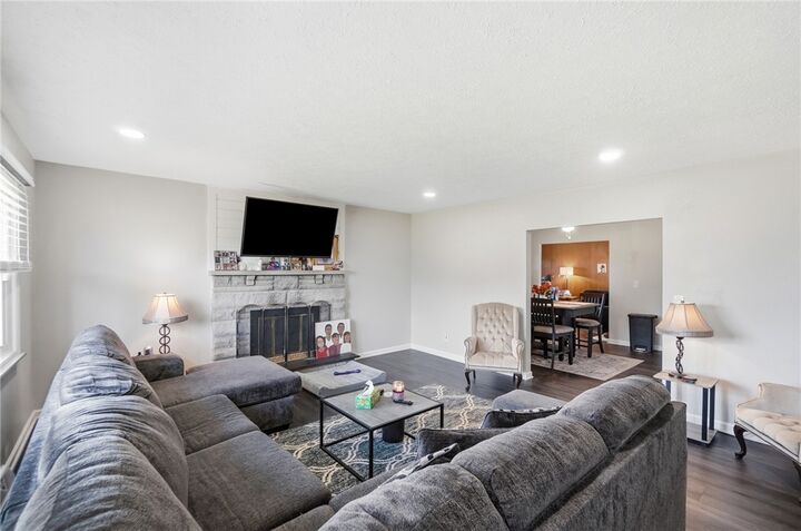 Property Photo:  4975 Dayton Liberty Road  OH 45417 