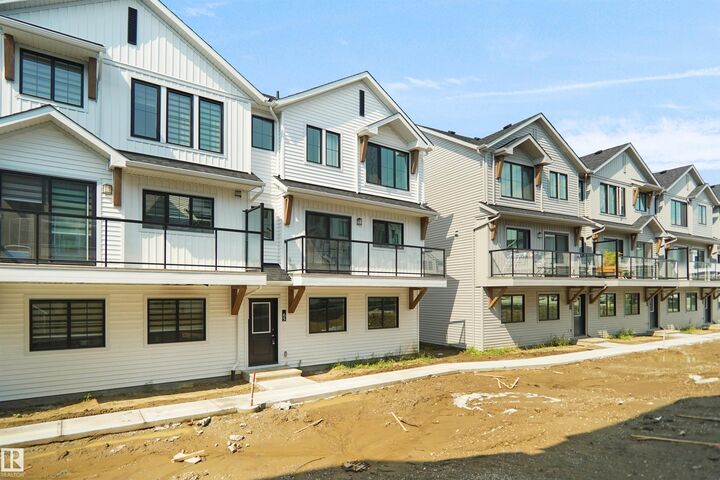 Property Photo: 525 Secord Boulevard NW 65 AB T5T 7V3