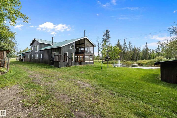 Property Photo: 60213 Rge Road 260 AB T7P 2P5