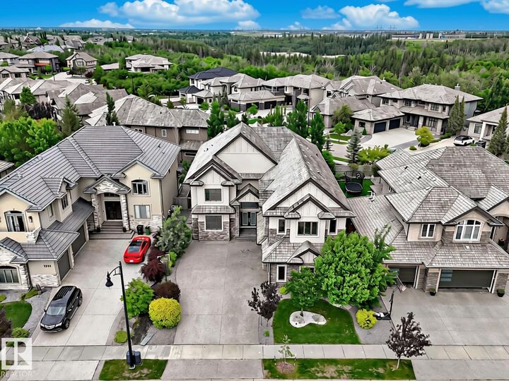 Property Photo: 5511 McLuhan Bluff Bluff NW AB T6R 0J4