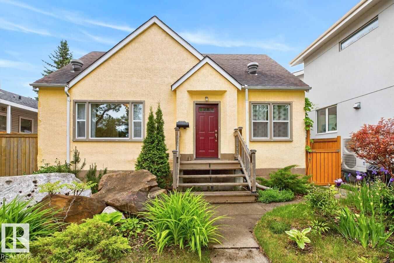Property Photo:  9211 Connors Road NW  AB T6C 4B8 