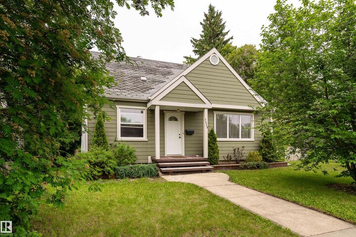 Property Photo: 7528 82 Avenue NW AB T6C 0X9