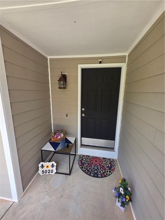 Property Photo:  5020 Timberbridge Lane  GA 30022 