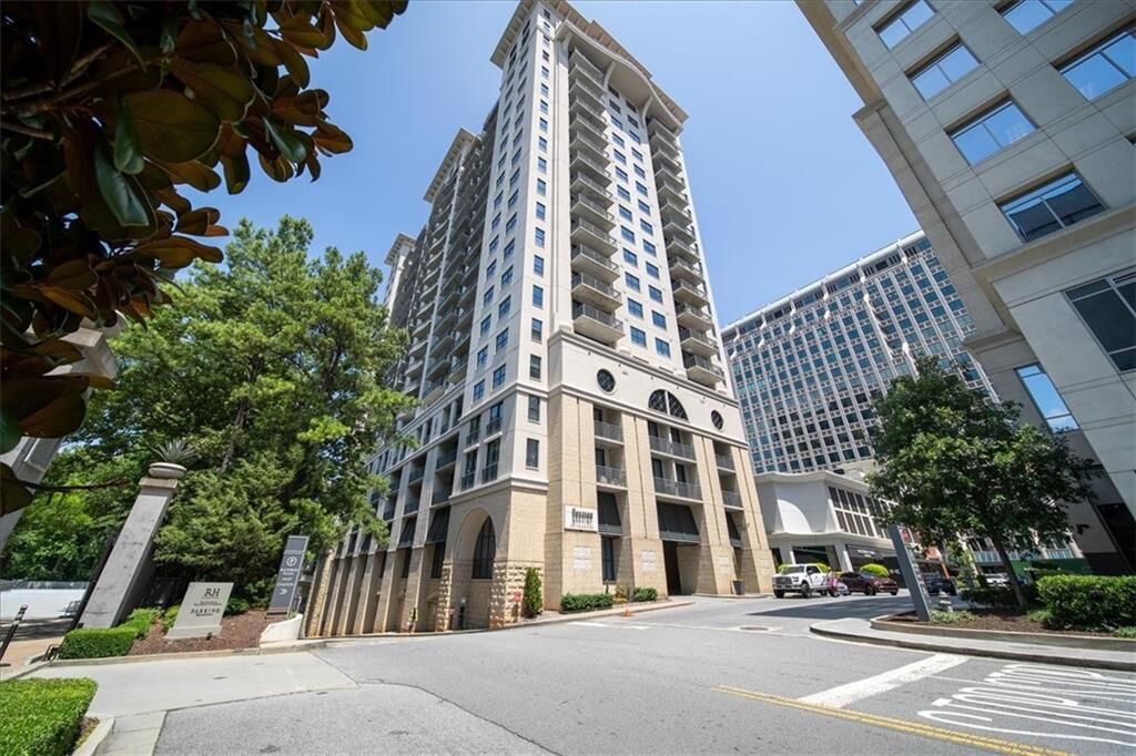Property Photo:  3040 Peachtree Road NW 702  GA 30305 
