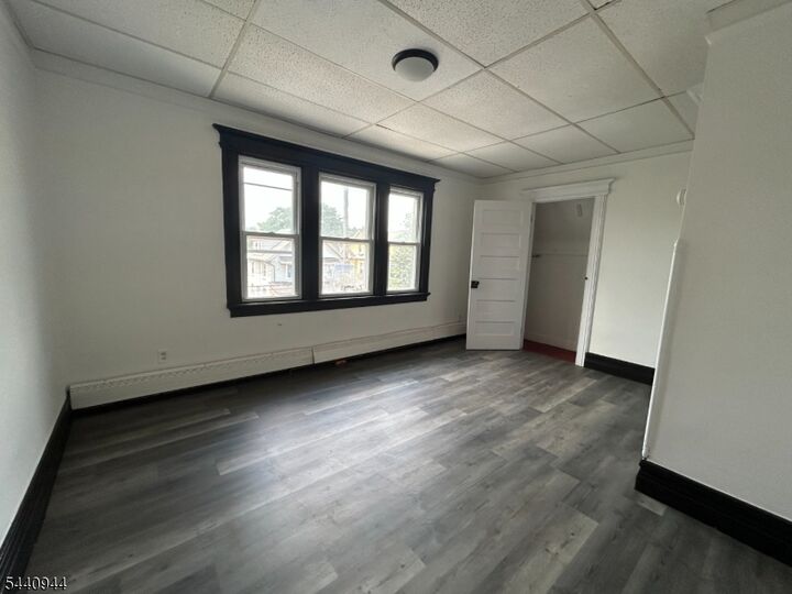 Property Photo:  377 N 7th St 2  NJ 07107 