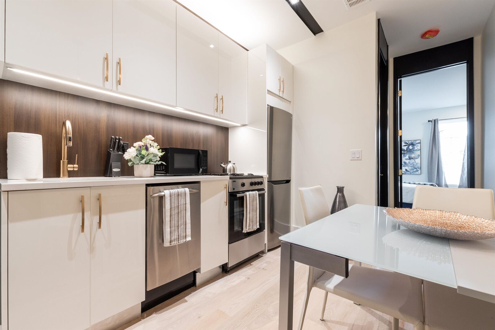 Property Photo:  541 Newark Ave 3L  NJ 07306 