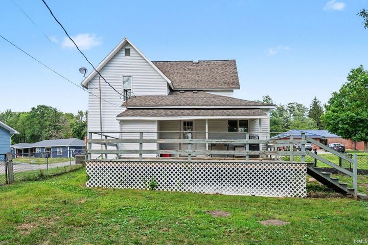 Property Photo:  1031 N Huntington Street  IN 46567 
