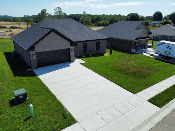 Property Photo: 306 Cinchpost Circle KY 40744