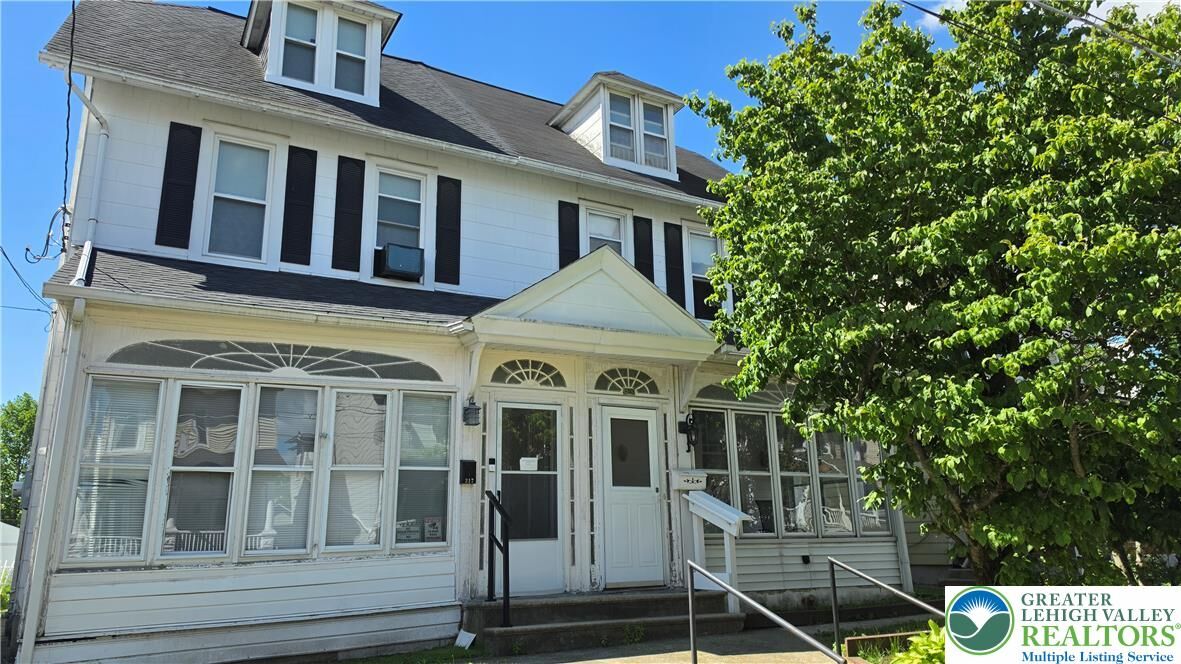 Property Photo:  315 Mulberry Street  PA 18032 