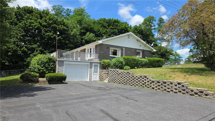 Property Photo: 1237 Keller Road PA 18091