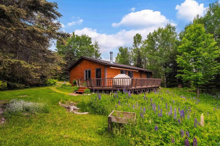 Property Photo:  871 Gunflint Tr  MN 55604 