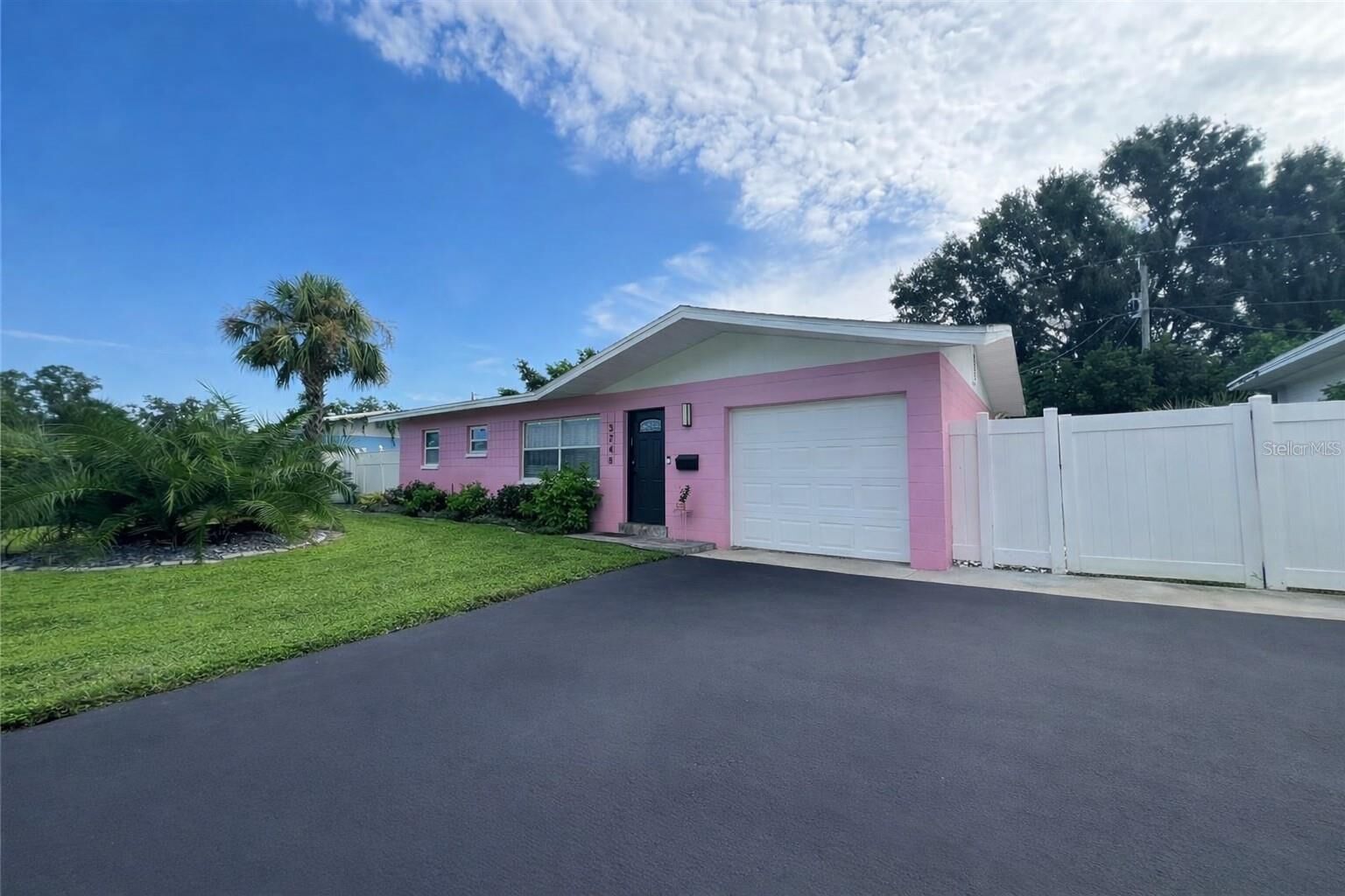 Property Photo:  3748 Manatee Drive SE  FL 33705 