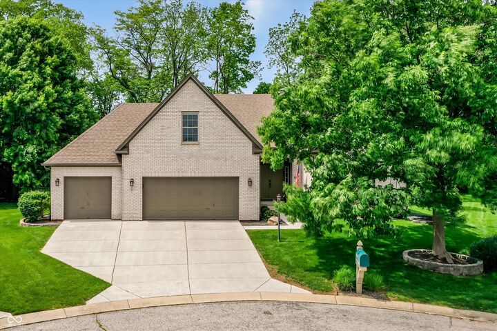 Property Photo: 4300 Tally Ho Circle IN 46077