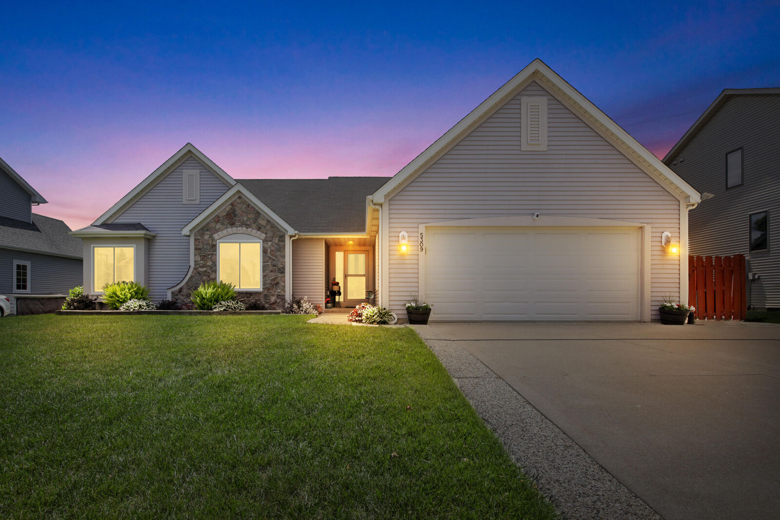 Property Photo: 5309 32nd St WI 53144
