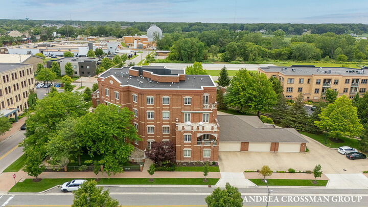 Property Photo: 141 Central Avenue MI 49423