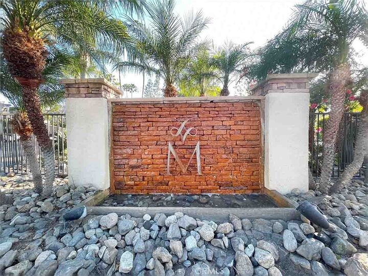 Property Photo:  5545 Canoga Avenue 220  CA 91367 