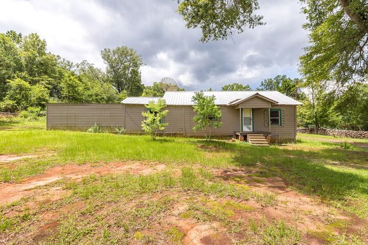 Property Photo:  1346 Highway 21 E  TX 75972 