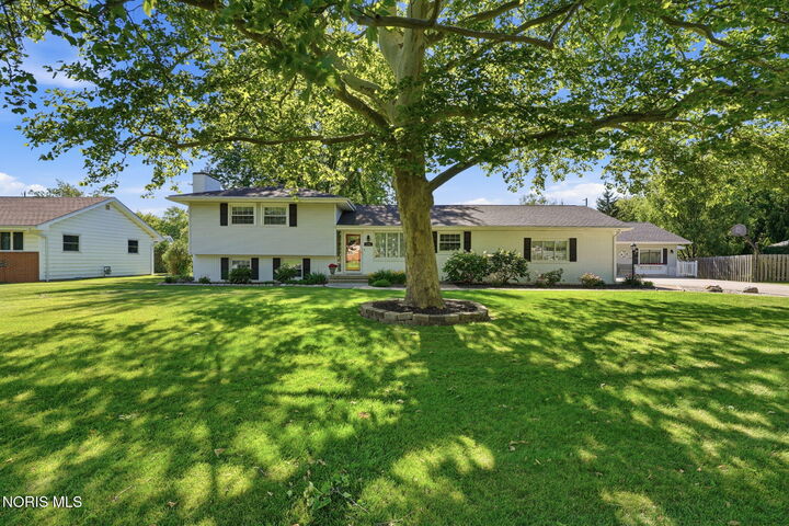Property Photo:  1106 Cherry Lane  OH 45840 
