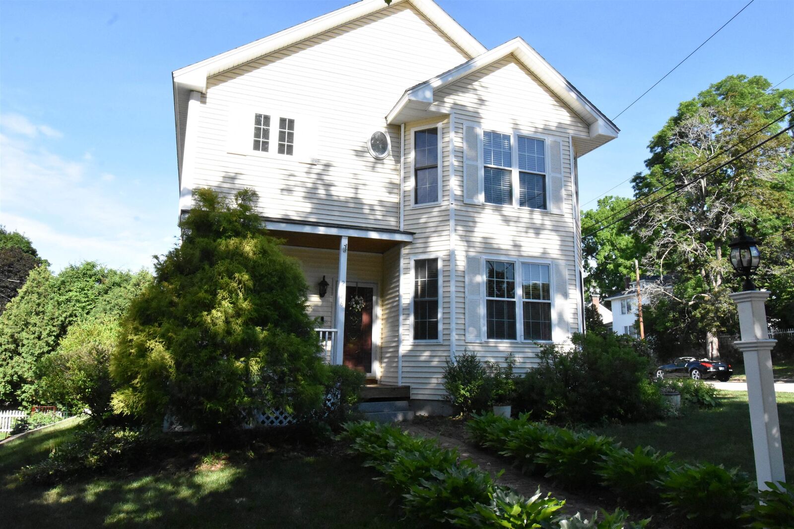 Property Photo:  2246 Elm Street  NH 03104 