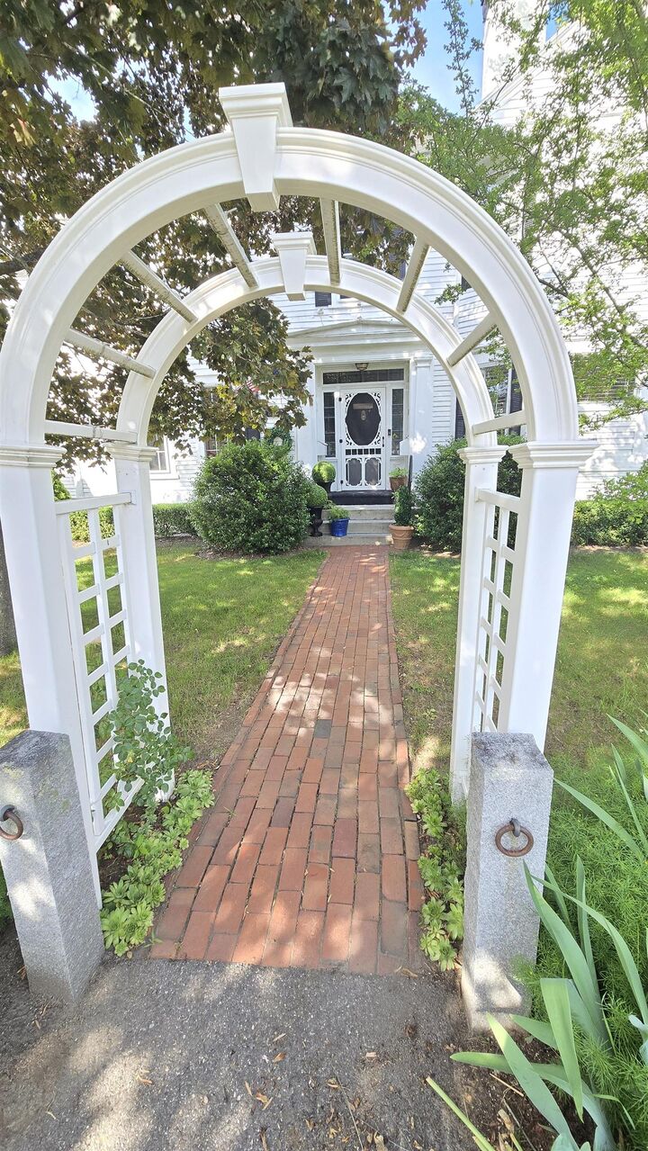 Property Photo: 102 North State Street NH 03301