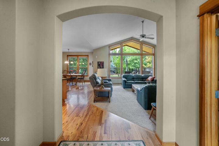 Property Photo: 3571 SW 36th Place OR 97756