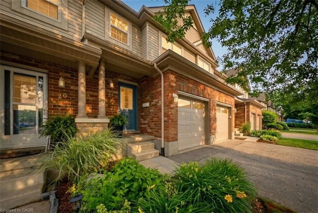 Property Photo:  30 Imperial Road S 21  ON N1K 1Y1 
