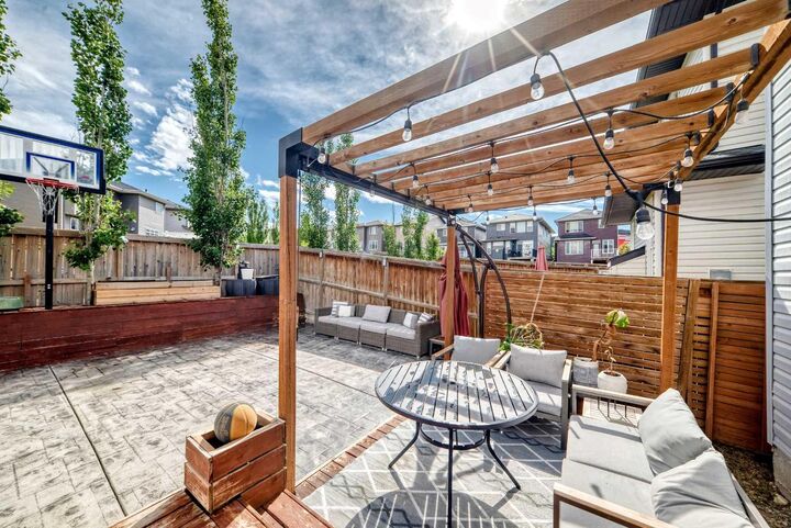 Property Photo:  53 Sage Berry Link NW  AB T3R 0J2 