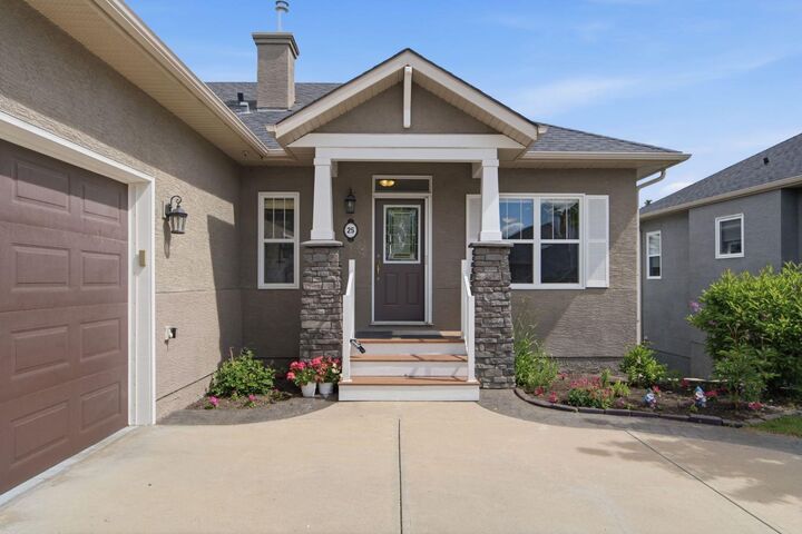 Property Photo:  25 Ravine Drive  AB T1S 4H3 