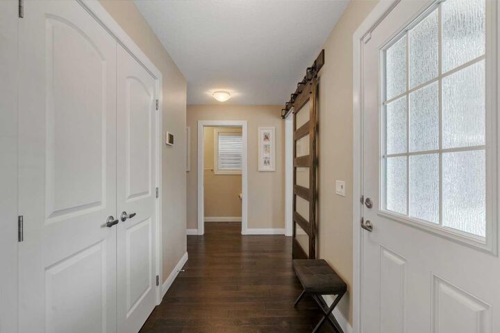 Property Photo:  18 Evanscrest Rise NW  AB T3P 0R7 