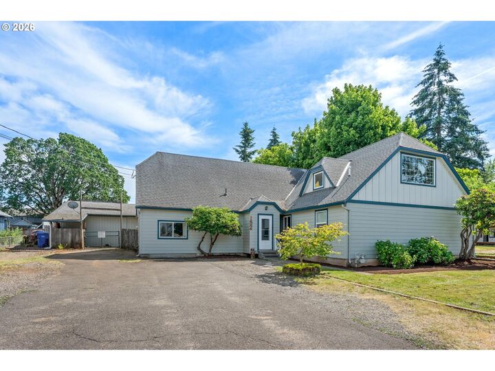 Property Photo: 152 Warner Parrott Rd OR 97045