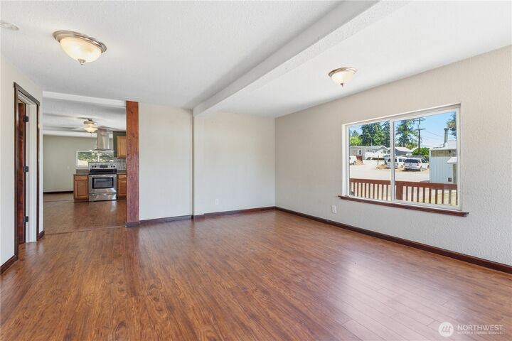 Property Photo: 410 W Bartlett Street WA 98841