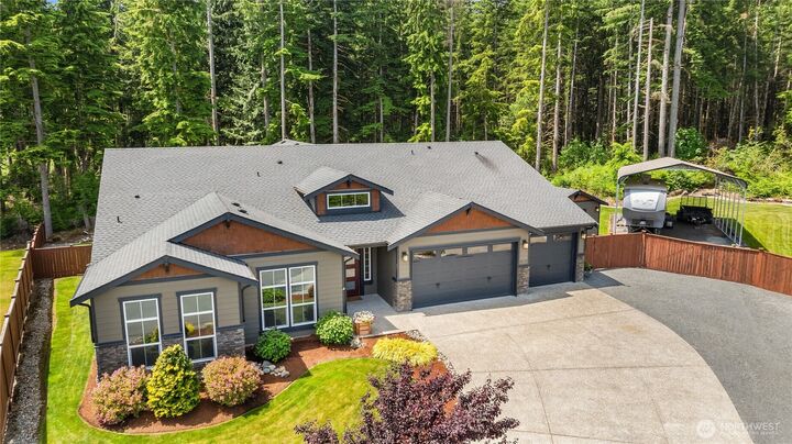 Property Photo: 6510 196th Drive NE WA 98252