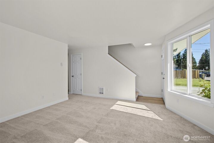 Property Photo: 4 107th Street SE WA 98204