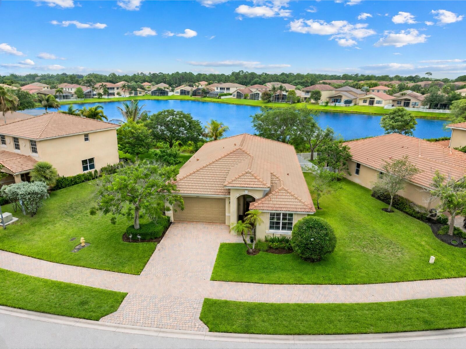 Property Photo: 3392 SW Porpoise Circle FL 34997